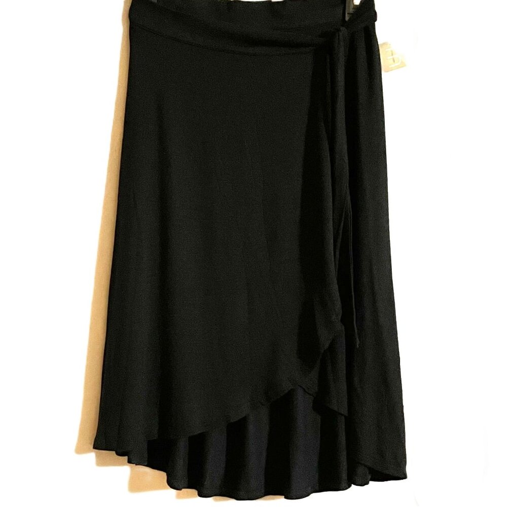 Womens Maurices Black Wrap Around Skirt SZ Small NWT